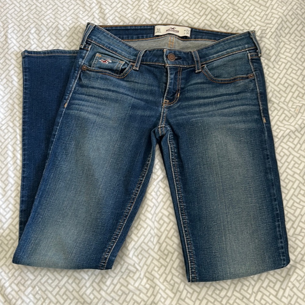 hollister 5s (27x31) low rise boot cut jeans